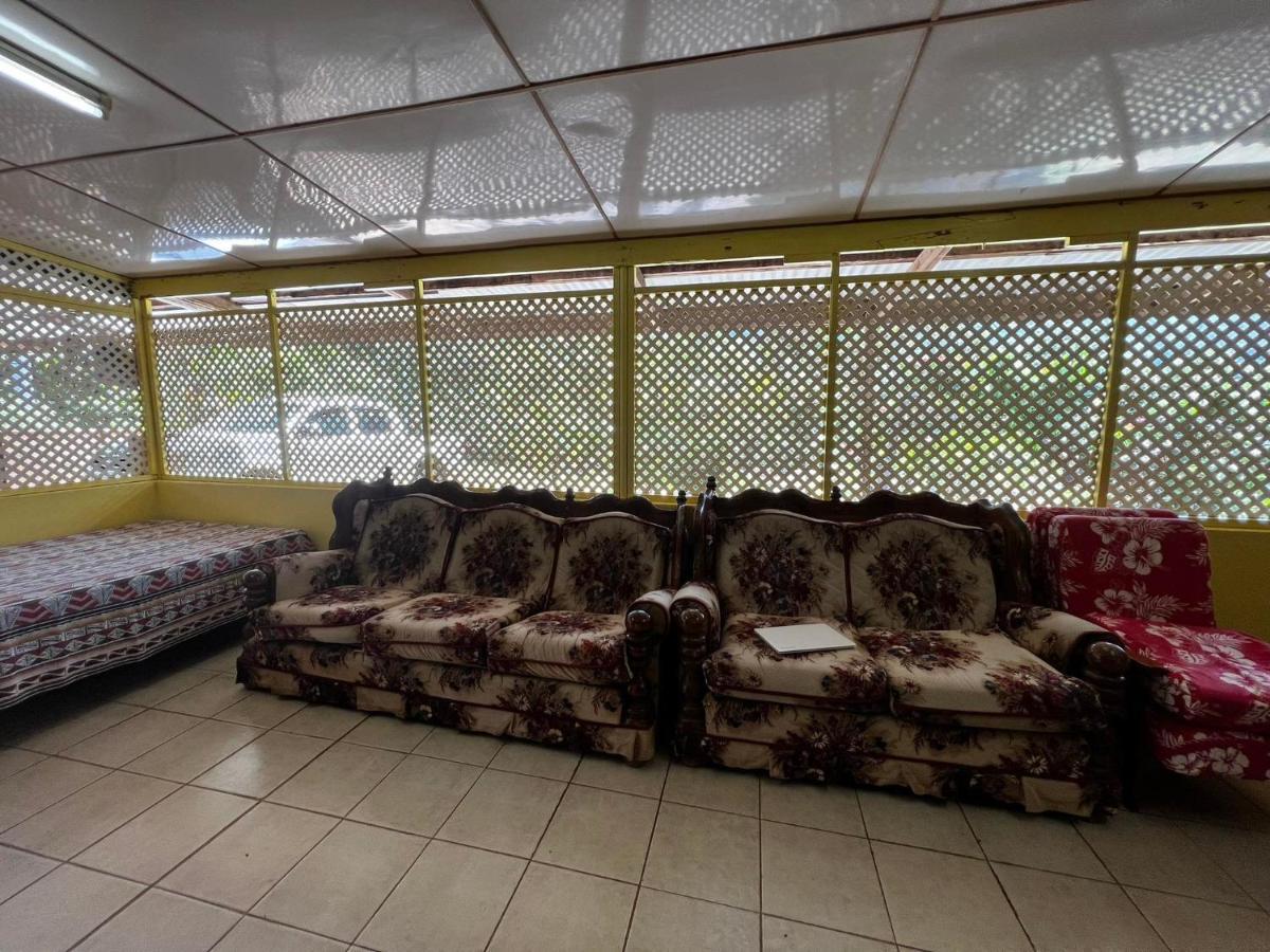 Pension Punahaa Nuku Hiva Esterno foto